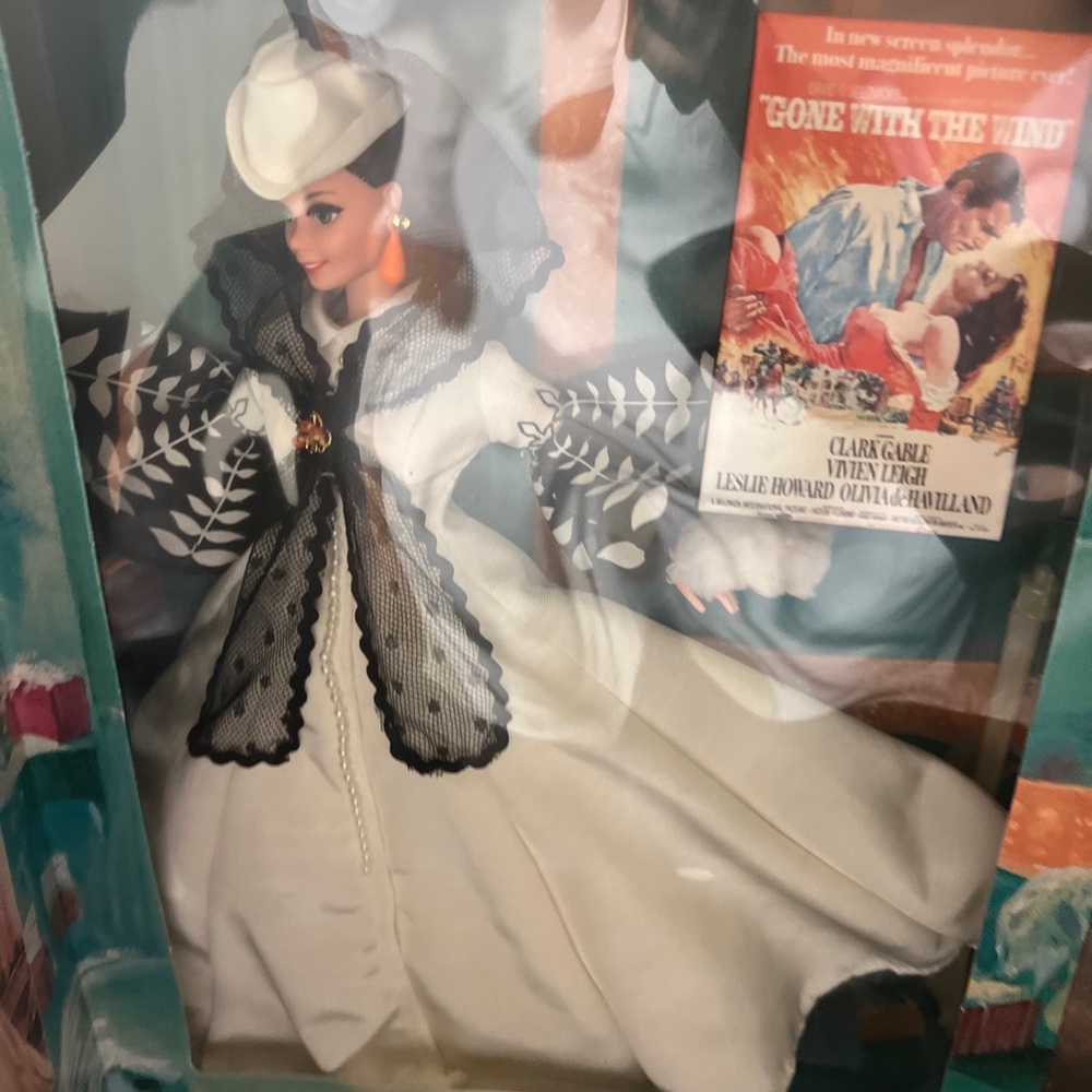 1994 Barbie as Scarlett O'Hara White Dress Hollywood Legends Collection. 
NIB